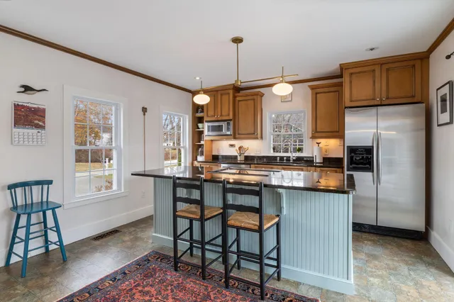 $1,875,000 | 88-90 Old Pool Road, Biddeford, ME 04005