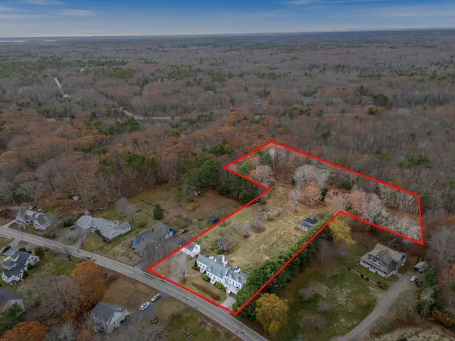 $1,875,000 | 88-90 Old Pool Road, Biddeford, ME 04005