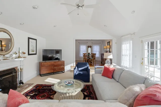 $1,875,000 | 88-90 Old Pool Road, Biddeford, ME 04005