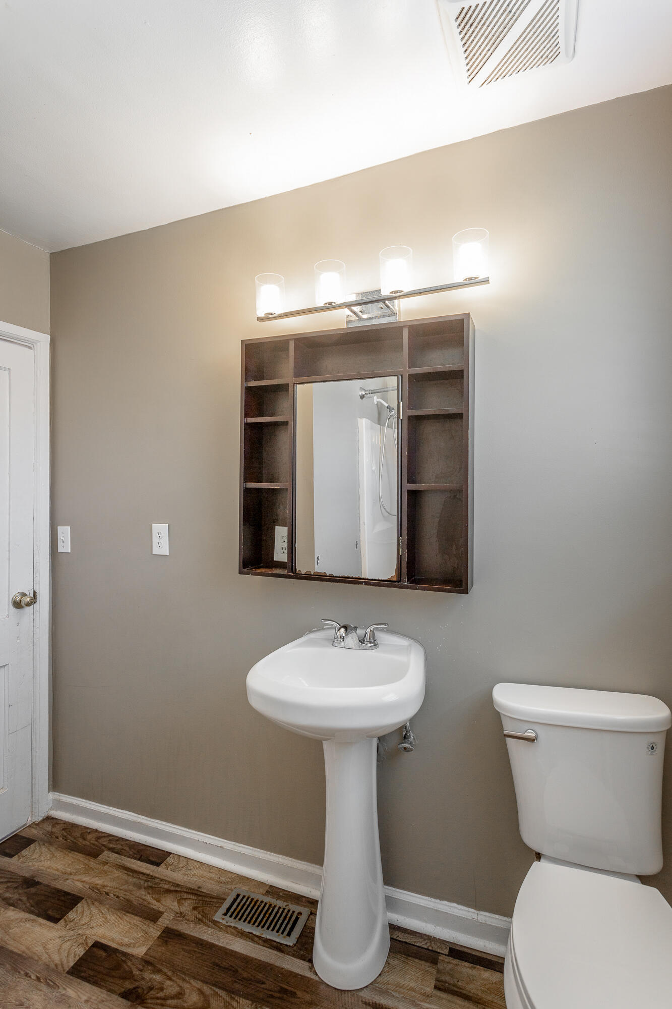 600 North Moore Road Chattanooga, TN 37411 - Photo 20 of 53 600 N Moore Road HD-16