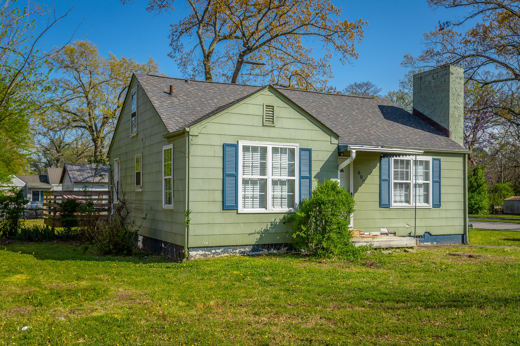 600 North Moore Road Chattanooga, TN 37411 - Photo 3 of 53 600 N Moore Road EXT HD-8