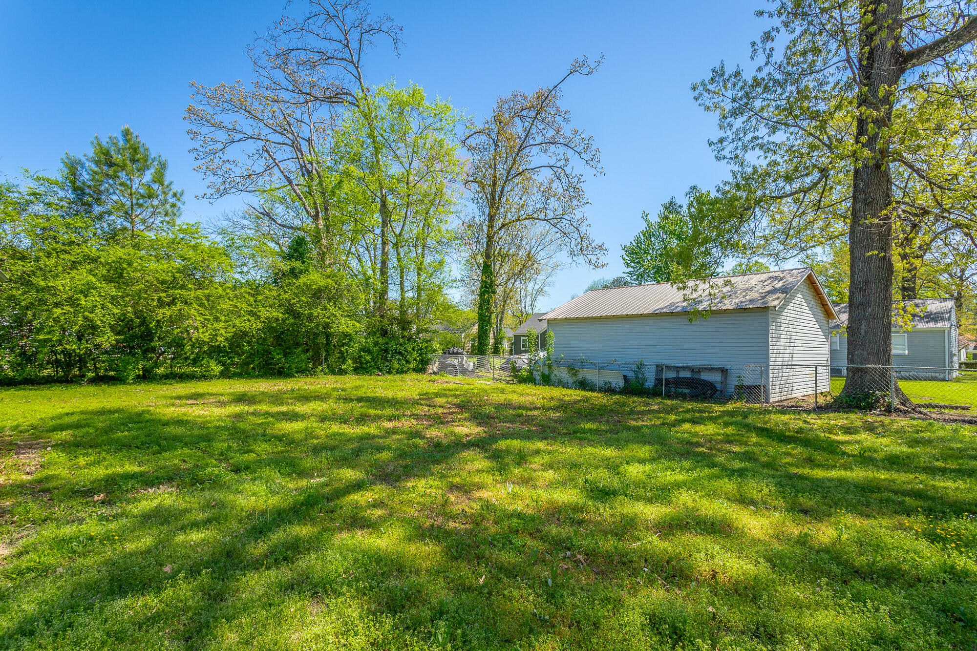 600 North Moore Road Chattanooga, TN 37411 - Photo 34 of 53 600 N Moore Road HD-28