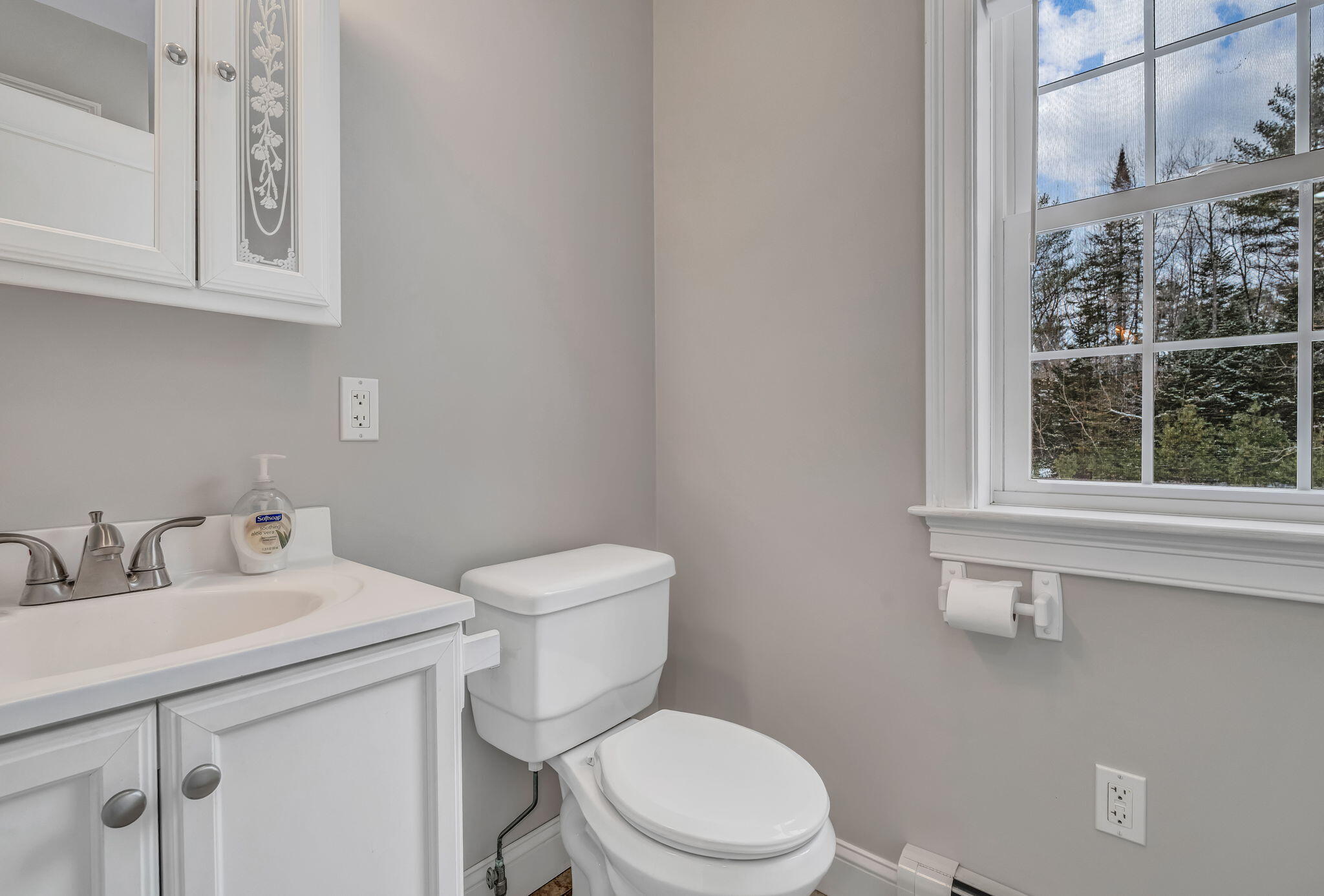 15 Narrow Way Poland, ME 04274 - Photo 5 of 93 First floor bath