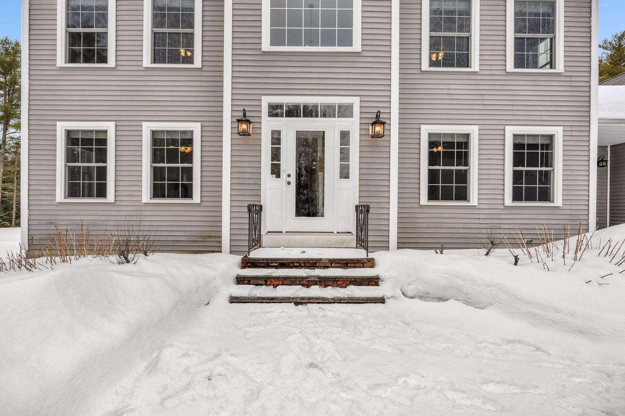 15 Narrow Way Poland, ME 04274 - Photo 61 of 93 Formal entrance