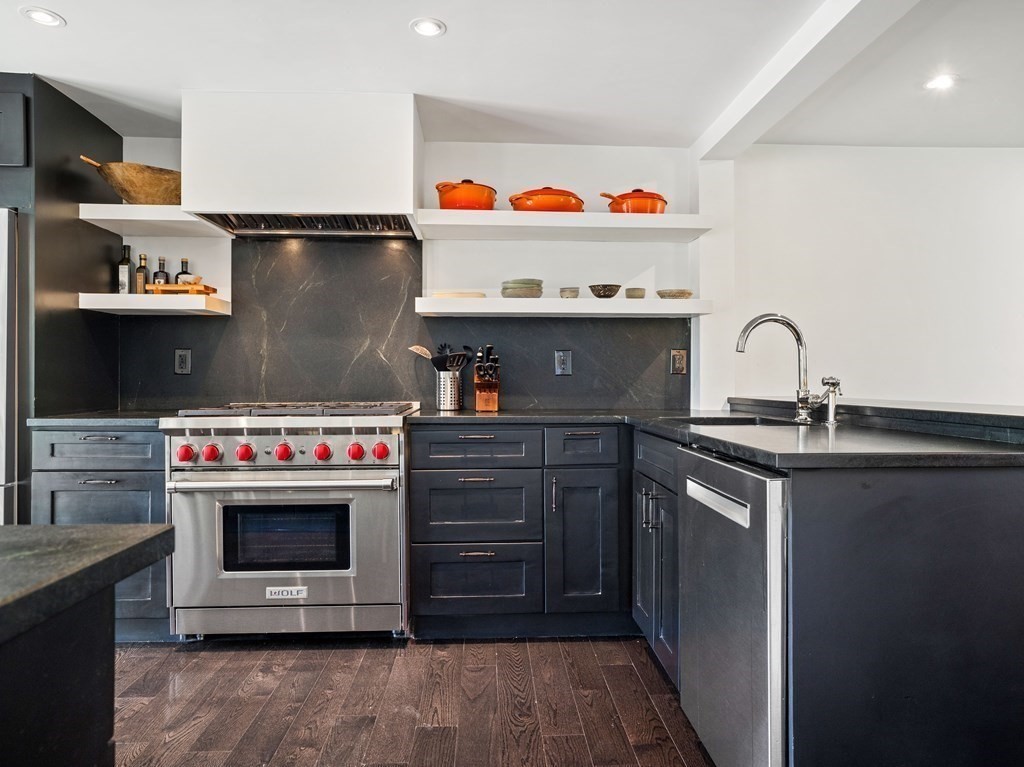 39 Weston Road Lincoln, MA 01773 - Photo 8 of 36