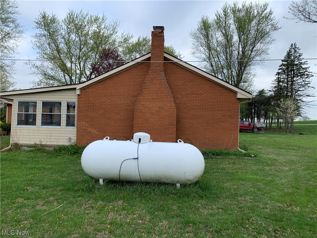 30255 Georgetown Road Salem, OH 44460 - Photo 4 of 19