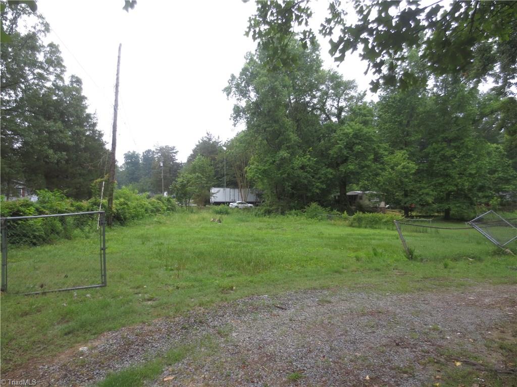 110 Spur Road Greensboro, NC 27406 - Photo 4 of 20 Gallery Image 4