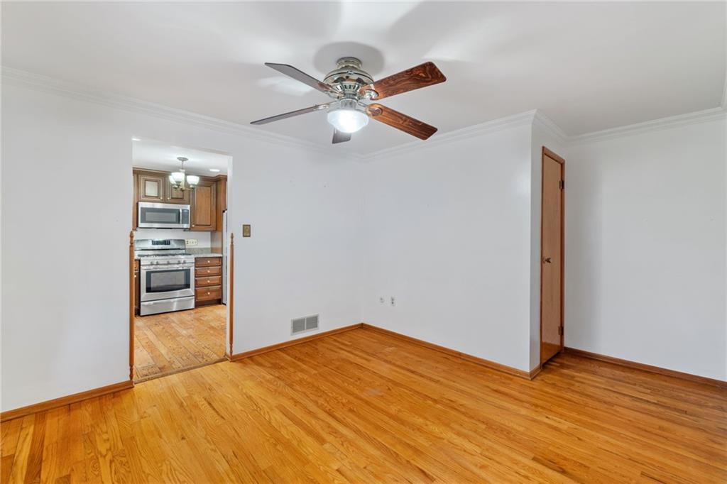 48 Walton Road Pittsburgh, PA 15236 - Photo 7 of 35 Dining room