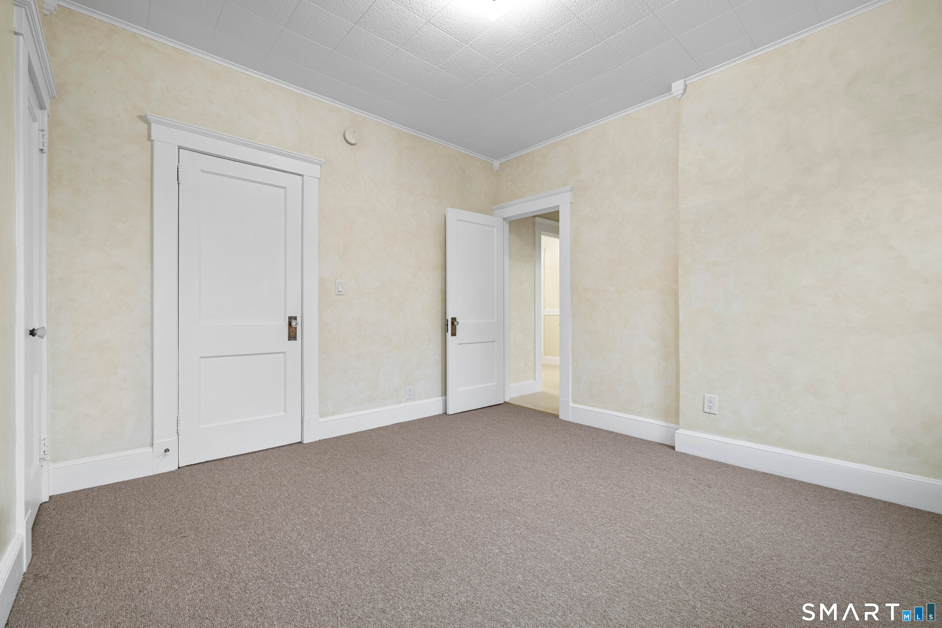 1857 State Street, Unit 2 Hamden, CT 06517 - Photo 17 of 26