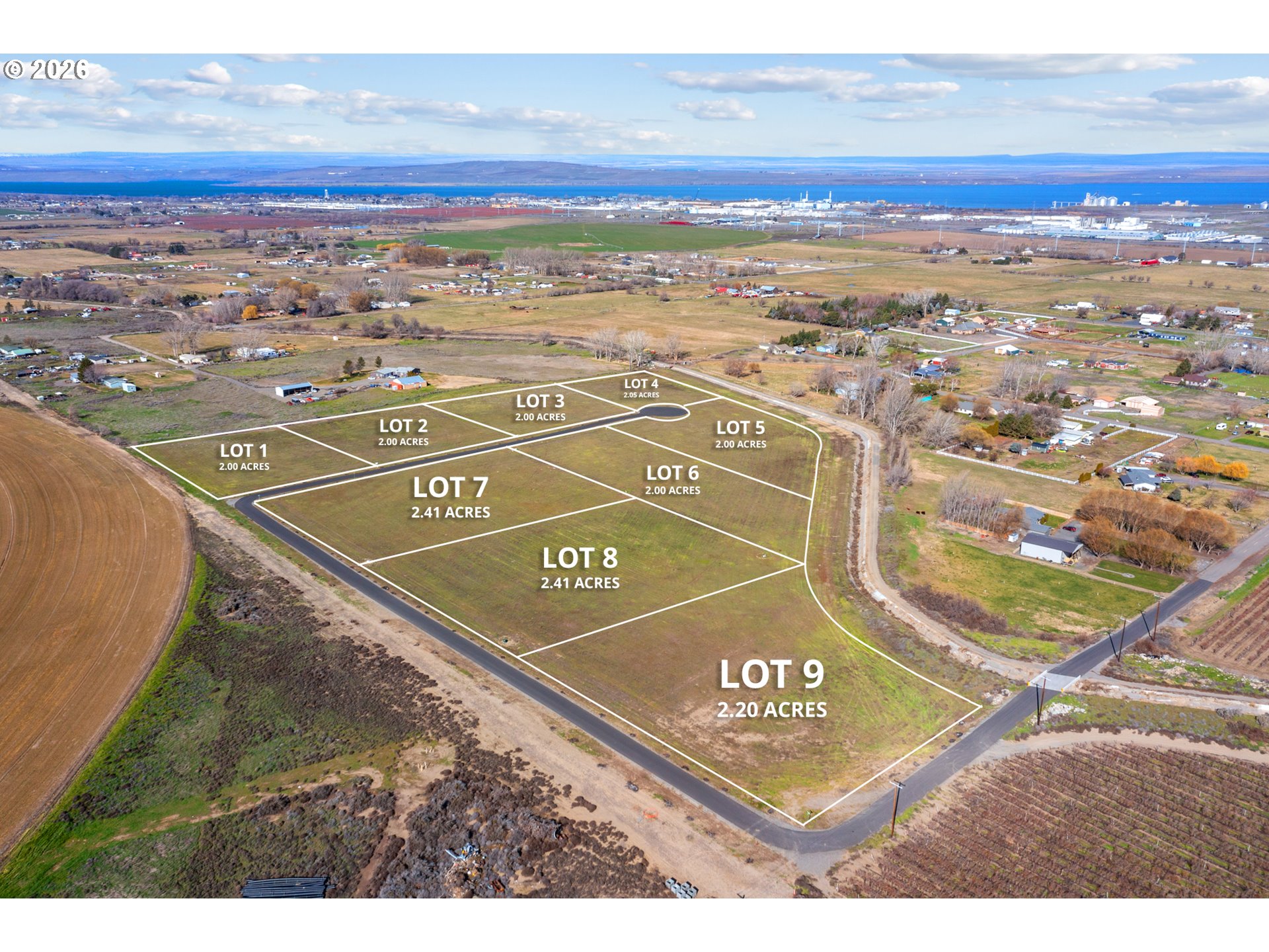 0 Tomcat Lane, Unit 2 Boardman, OR 97818 - Photo 5 of 8 a view of an outdoor space
