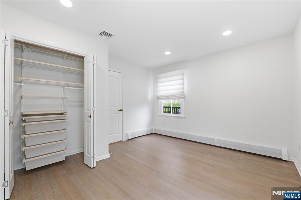 508 Tether Lane Paramus, NJ 07652 - Photo 17 of 47