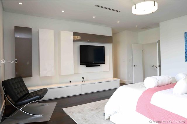 $1,350,000 | The Waterways, Aventura, FL 33180