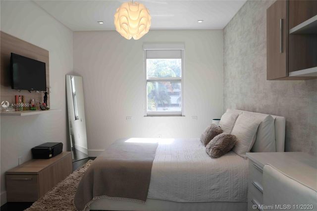 $1,350,000 | The Waterways, Aventura, FL 33180