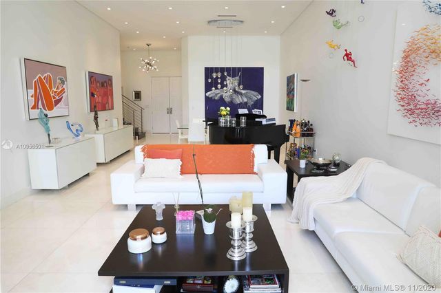 $1,350,000 | The Waterways, Aventura, FL 33180