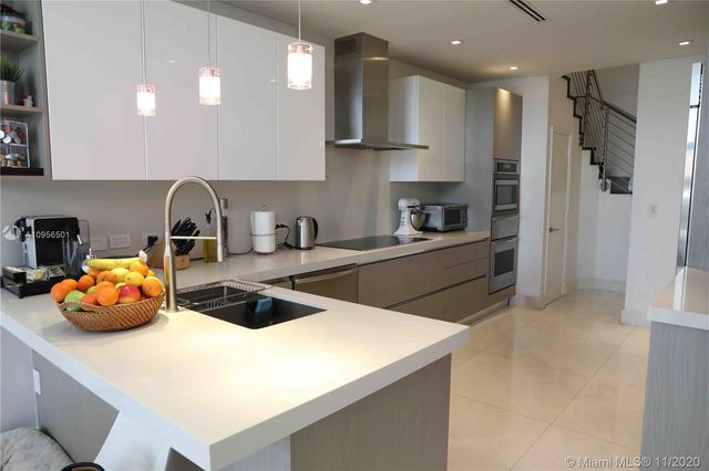 $1,350,000 | The Waterways, Aventura, FL 33180