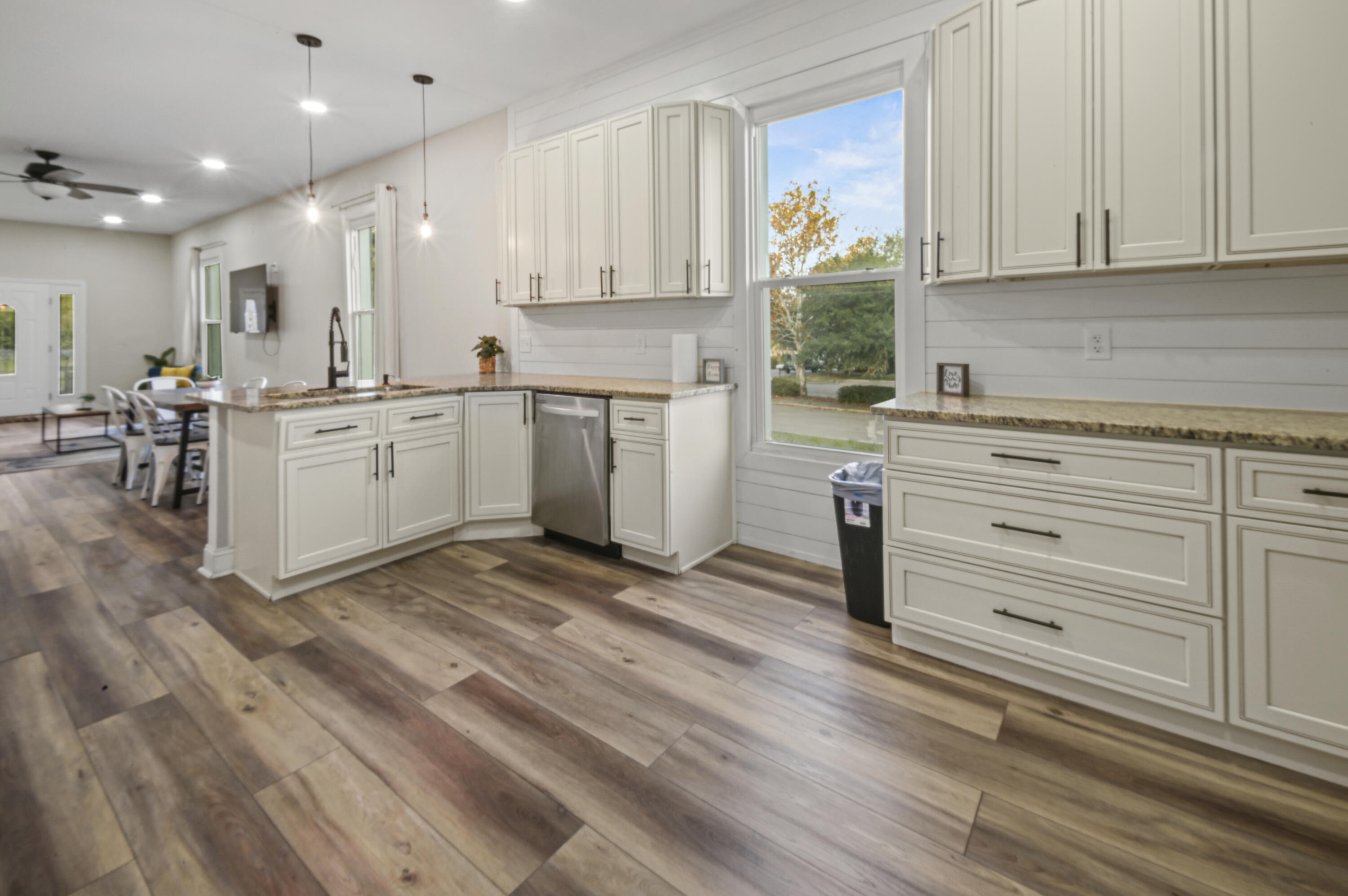 23 East Brainerd Street Pensacola, FL 32501 - Photo 8 of 25 HDR_4388