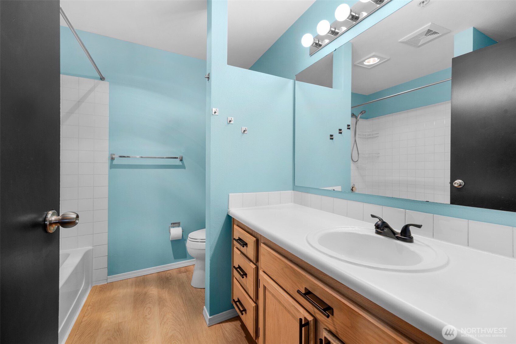 1001 West Casino Road, Unit A303 Everett, WA 98204 - Photo 16 of 26