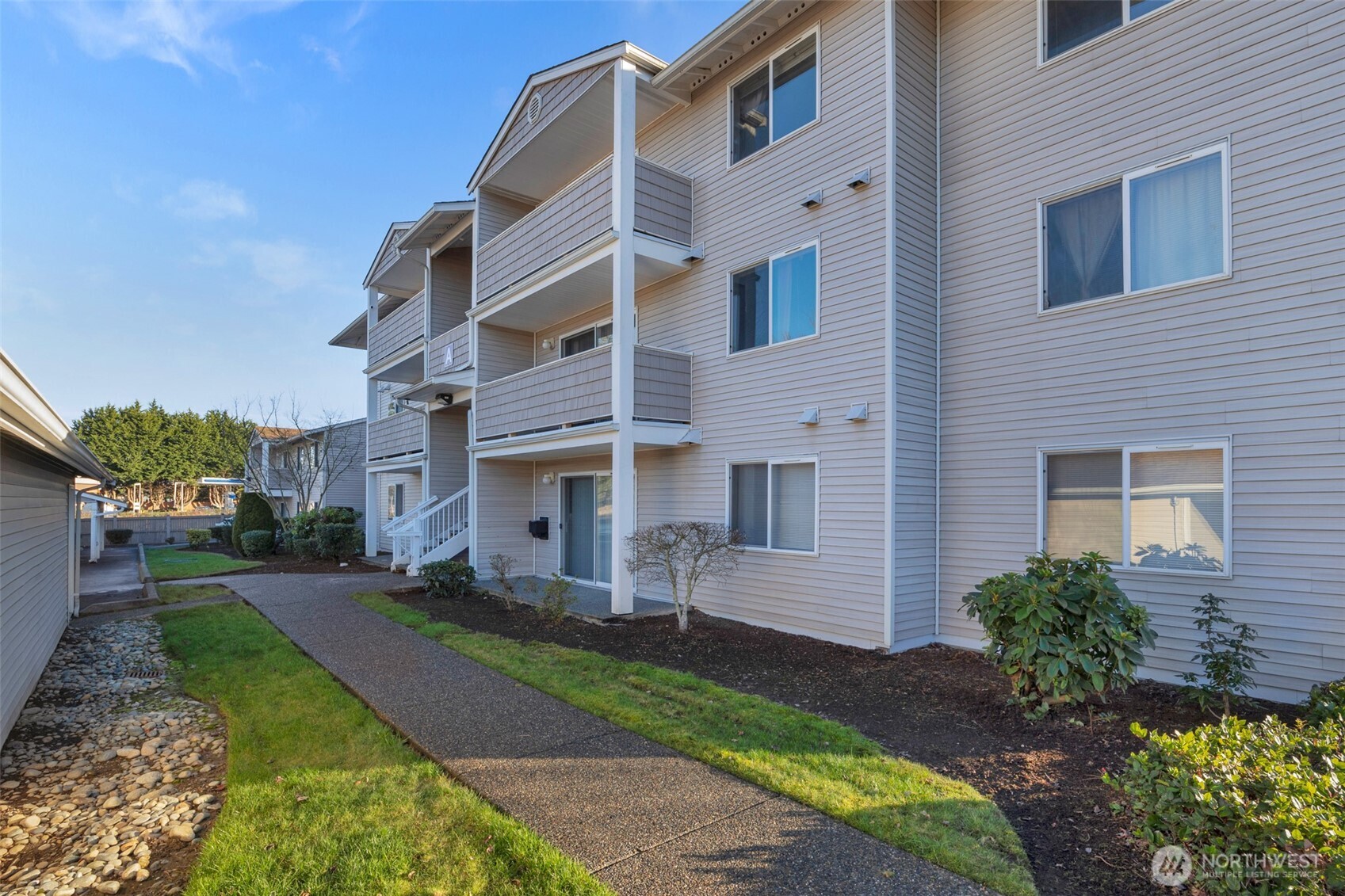 1001 West Casino Road, Unit A303 Everett, WA 98204 - Photo 21 of 26