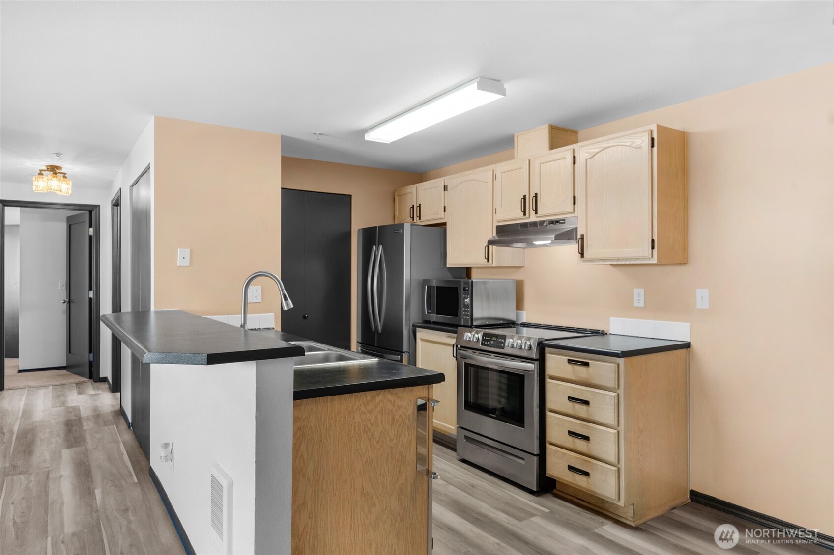 1001 West Casino Road, Unit A303 Everett, WA 98204 - Photo 5 of 26