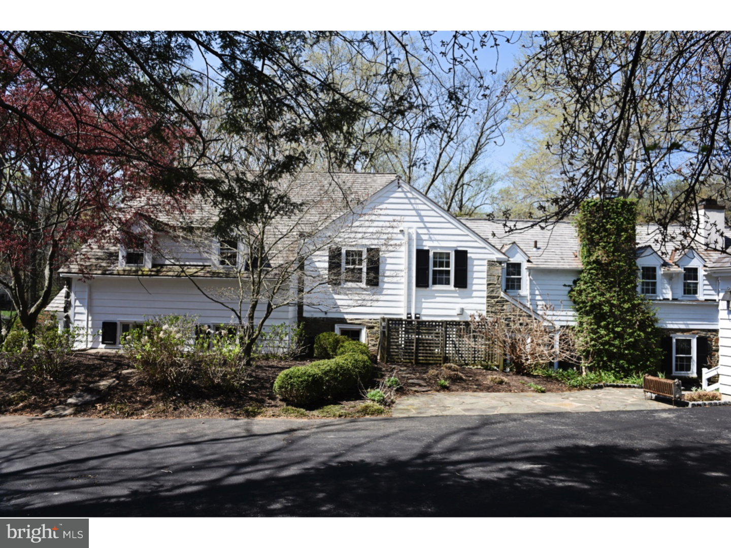 675 Andover Road Newtown Square, PA 19073 - Photo 4 of 25