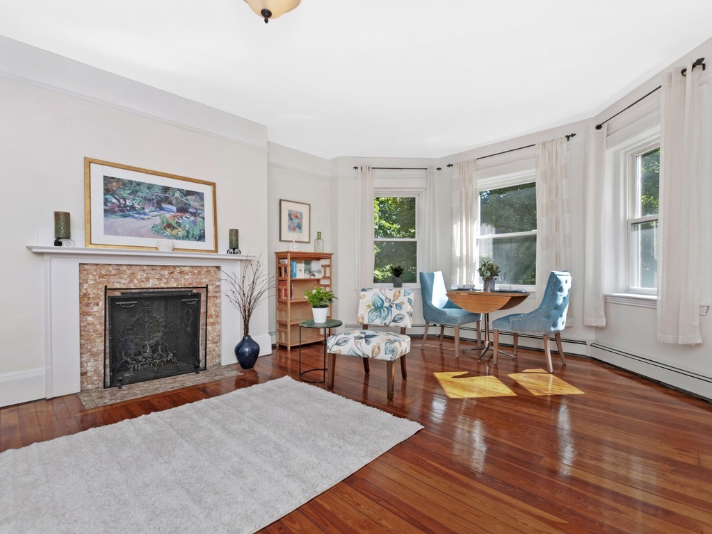 41 Addington Road, Unit 2 Brookline, MA 02445 - Photo 4 of 14 Gallery Image 4
