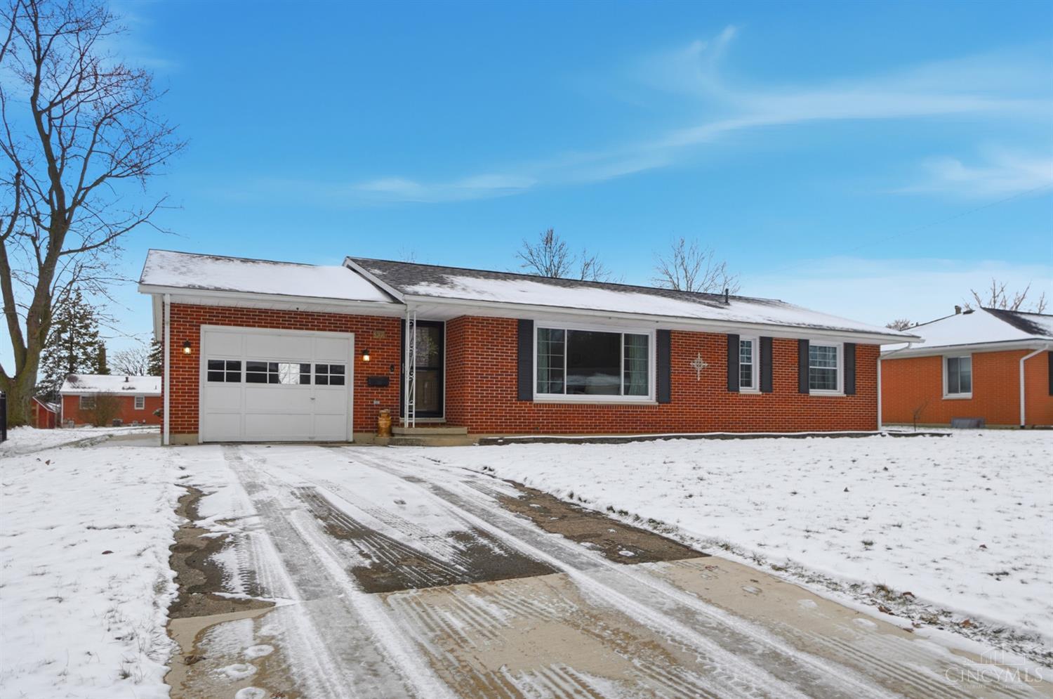 307 East Ruth Street Sidney, OH 45365 - Photo 2 of 37