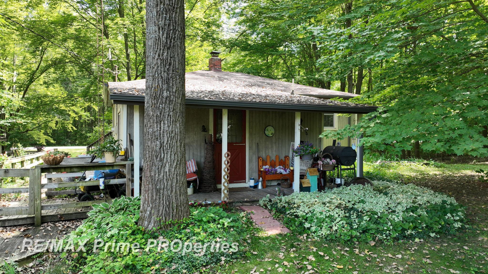 7060 Irish Road Millington, MI 48746 - Photo 6 of 50