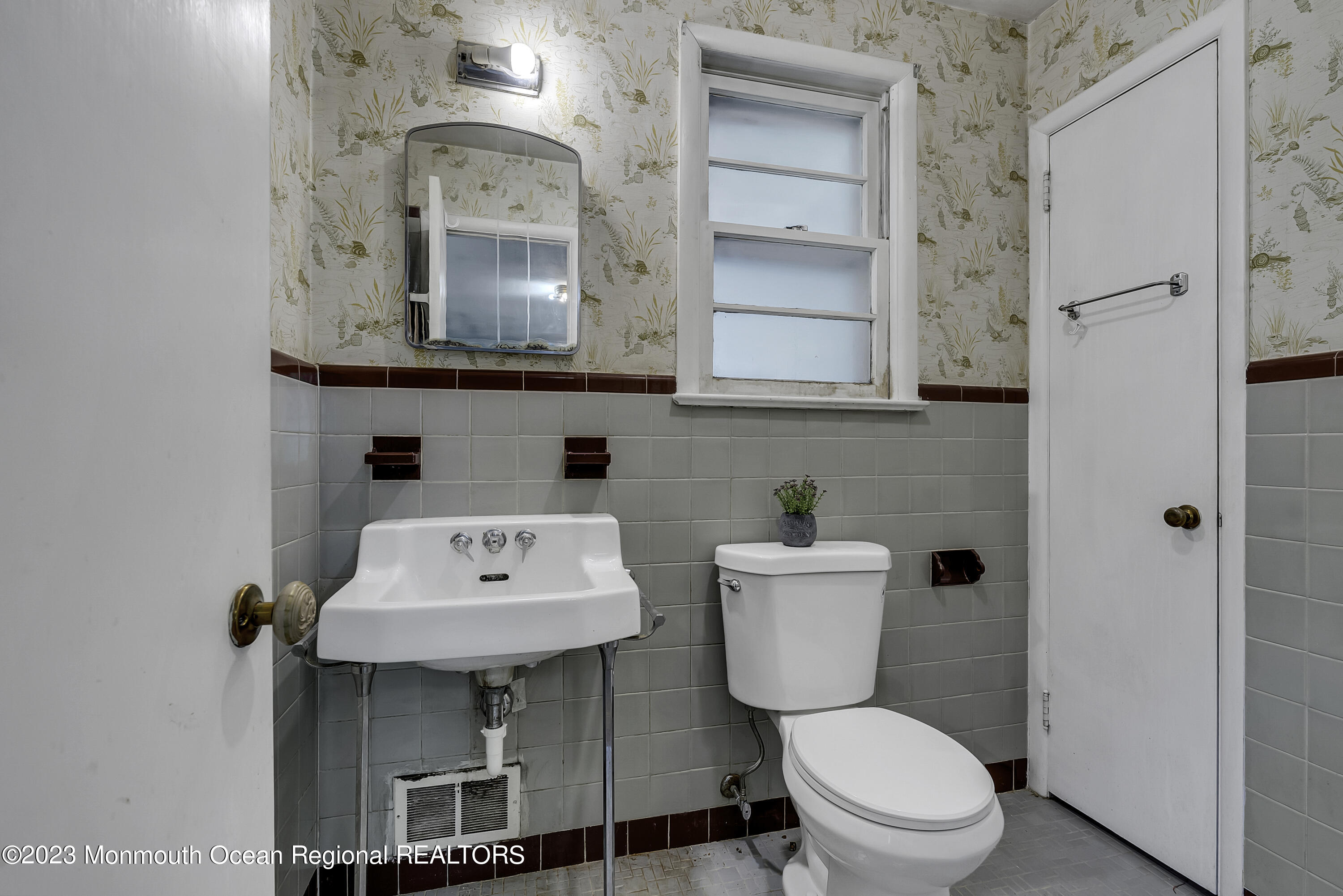 267 Rumson Road Little Silver, NJ 07739 - Photo 17 of 35 MJB08521