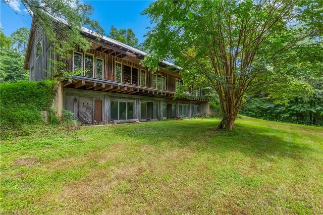 $367,500 | 1451 John Ed Mabe Road, Danbury, NC 27016