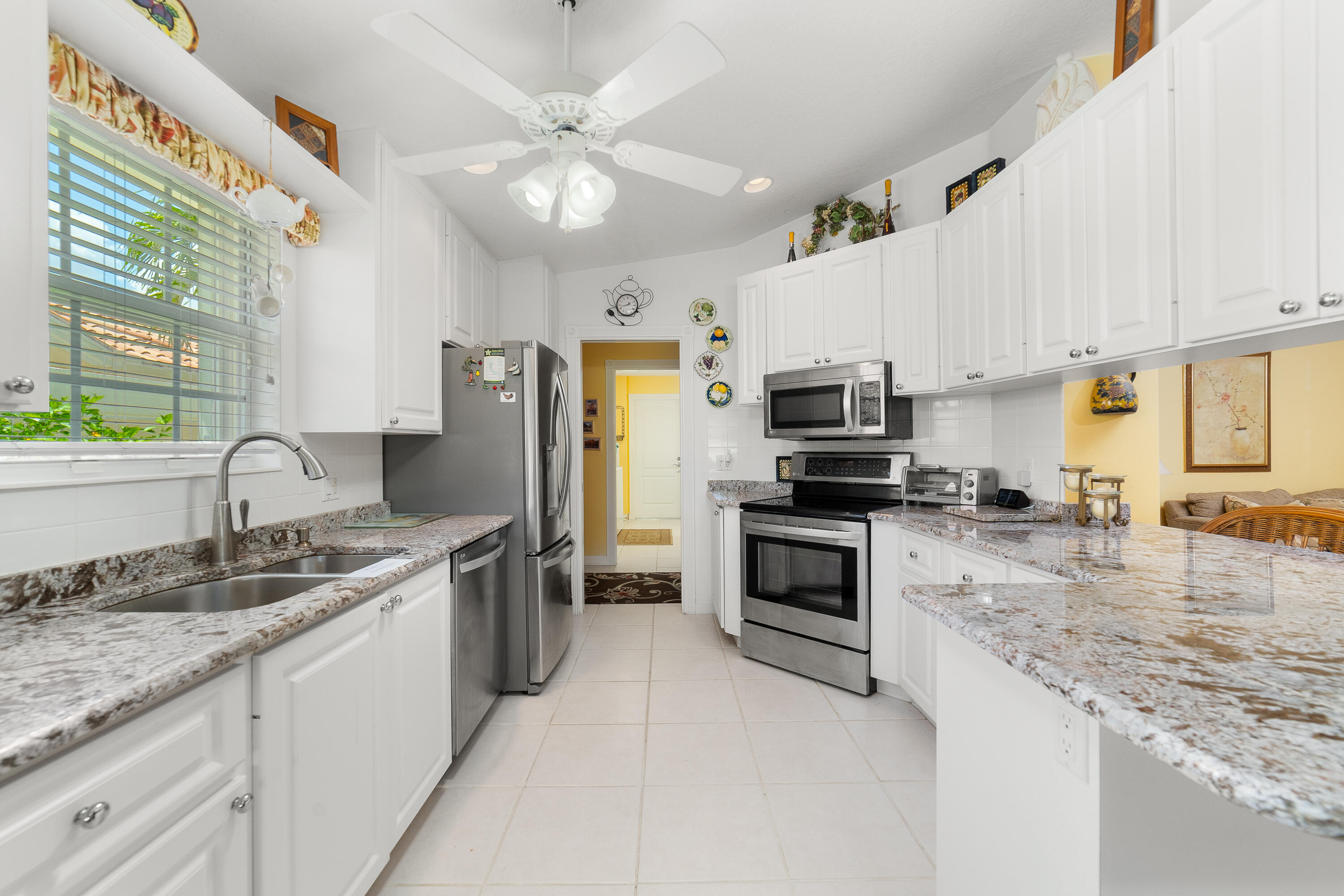 1056 Southwest Balmoral Trace Stuart, FL 34997 - Photo 7 of 32 _DSC4826