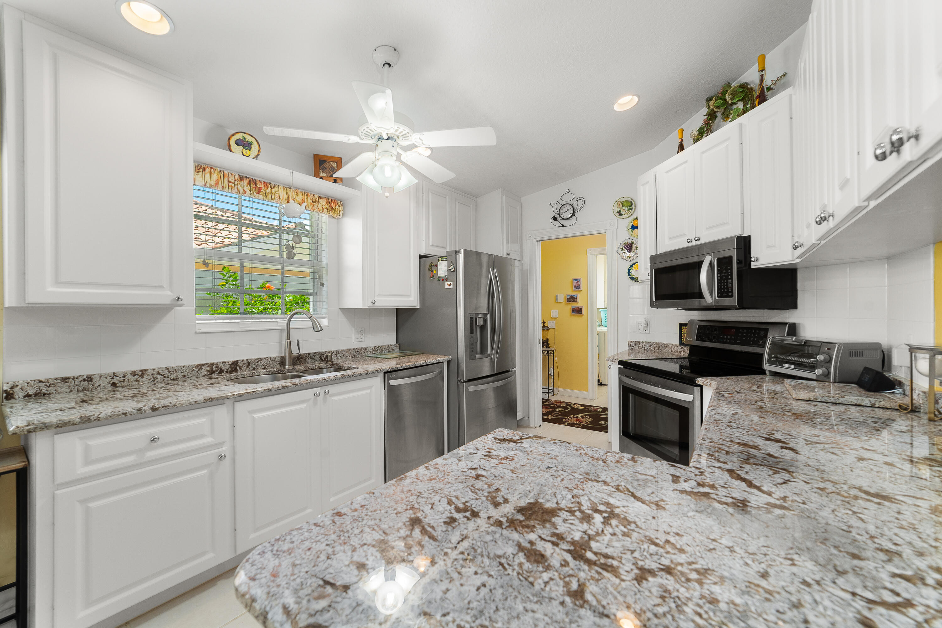 1056 Southwest Balmoral Trace Stuart, FL 34997 - Photo 8 of 32 _DSC4828