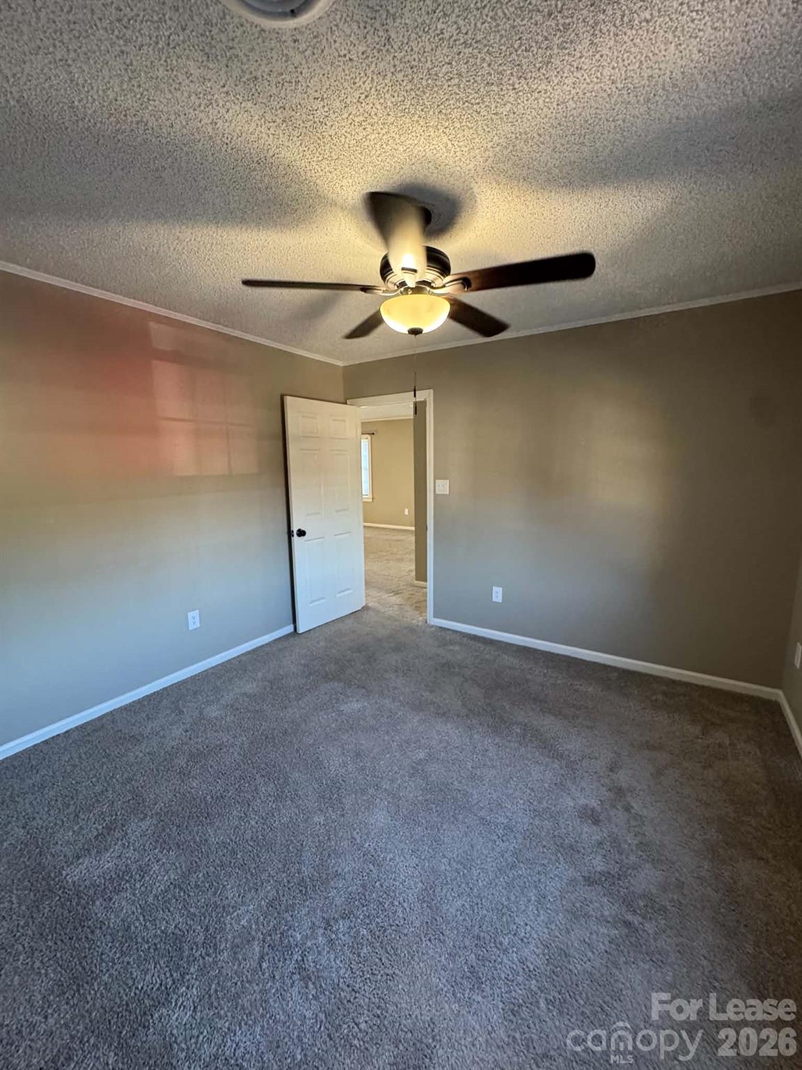 3402 Edgefield Road Greensboro, NC 27409 - Photo 13 of 18 Gallery Image 13