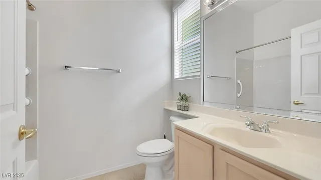 $2,600 | 1998 High Mesa Drive, Henderson, NV 89012