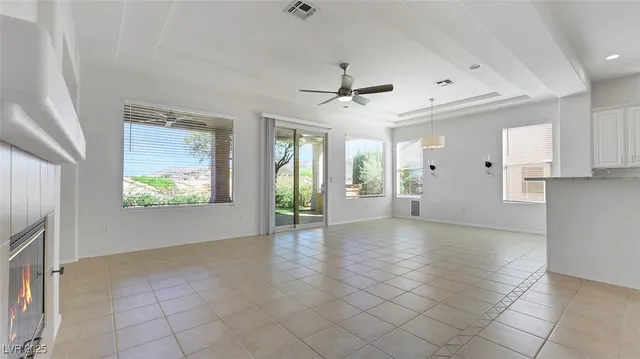 $2,600 | 1998 High Mesa Drive, Henderson, NV 89012