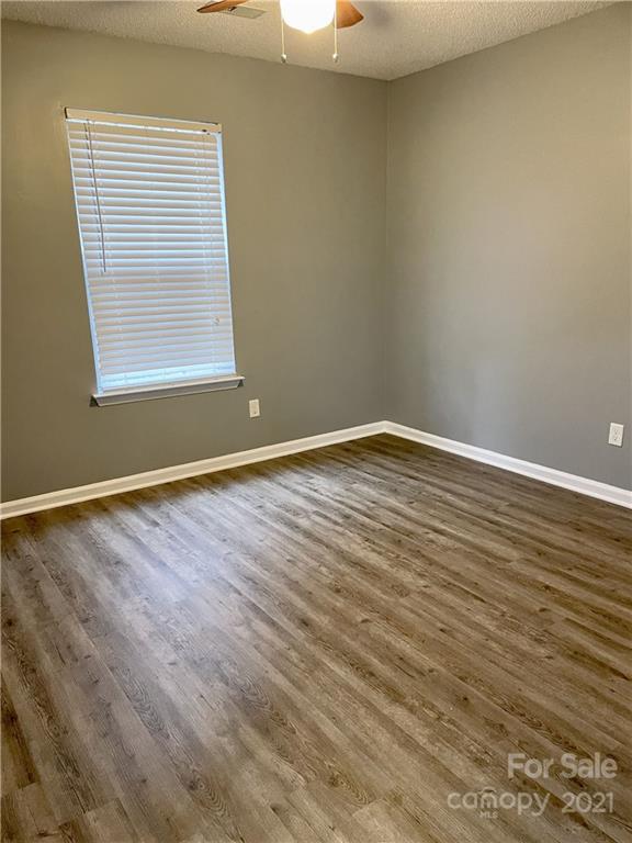5925 Old Meadow Road Charlotte, NC 28227 - Photo 20 of 37