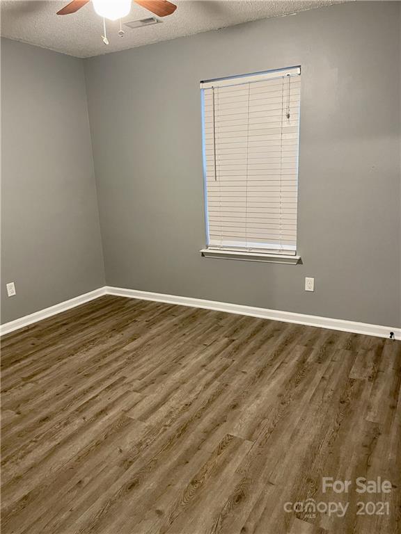 5925 Old Meadow Road Charlotte, NC 28227 - Photo 33 of 37