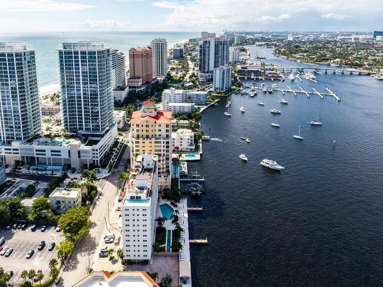 215 North Birch Road, Unit 4C Fort Lauderdale, FL 33304 - Photo 31 of 32 a city view