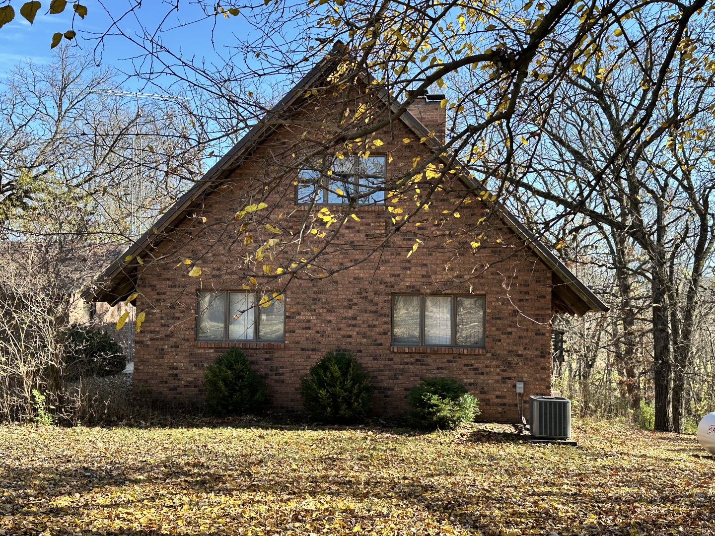 2191 Harvey Road Albany, IL 61230 - Photo 3 of 52 a front view of a house with a yard