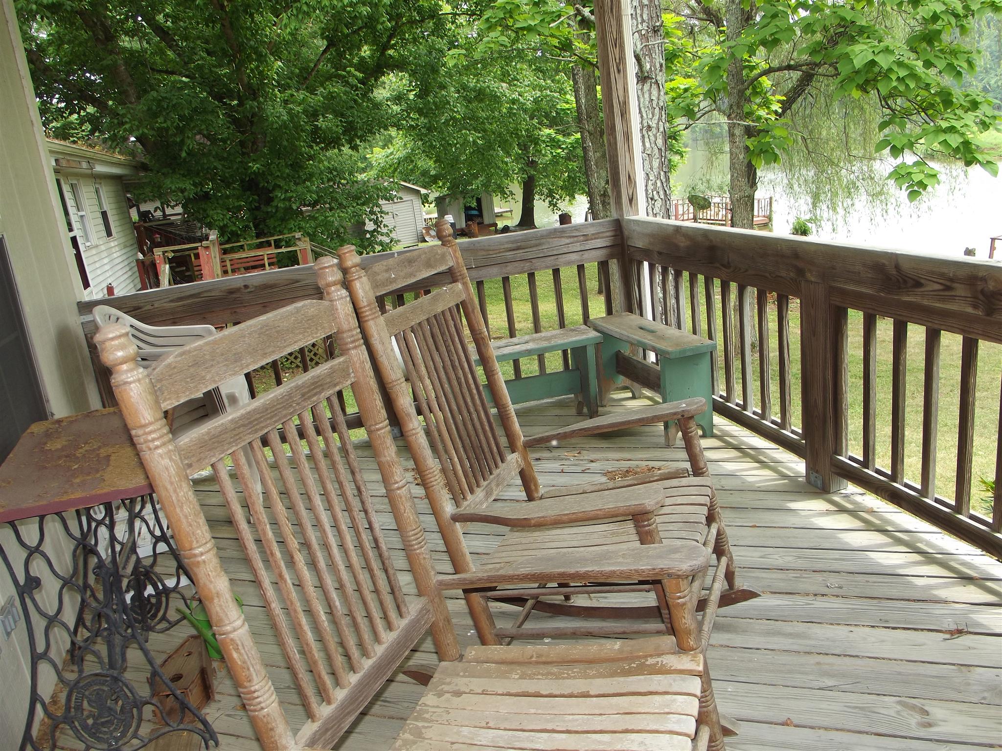 40 Lincoln Lake Road Kelso, TN 37348 - Photo 8 of 20 Come Sit And Relax
