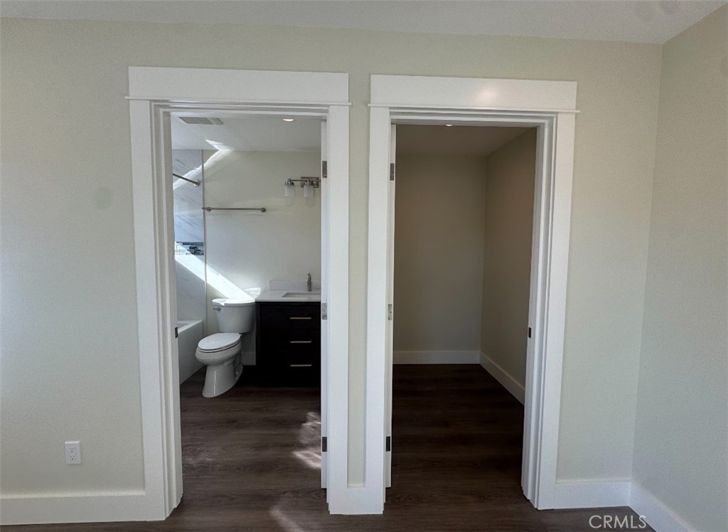 1319 Amapola Avenue Torrance, CA 90501 - Photo 9 of 17 a view of a livingroom from a hallway