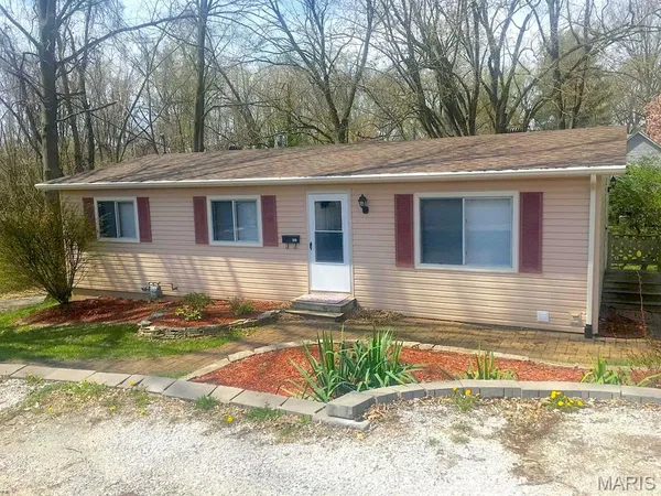 $1,400 | 309 South Ash Street, Troy, IL 62294