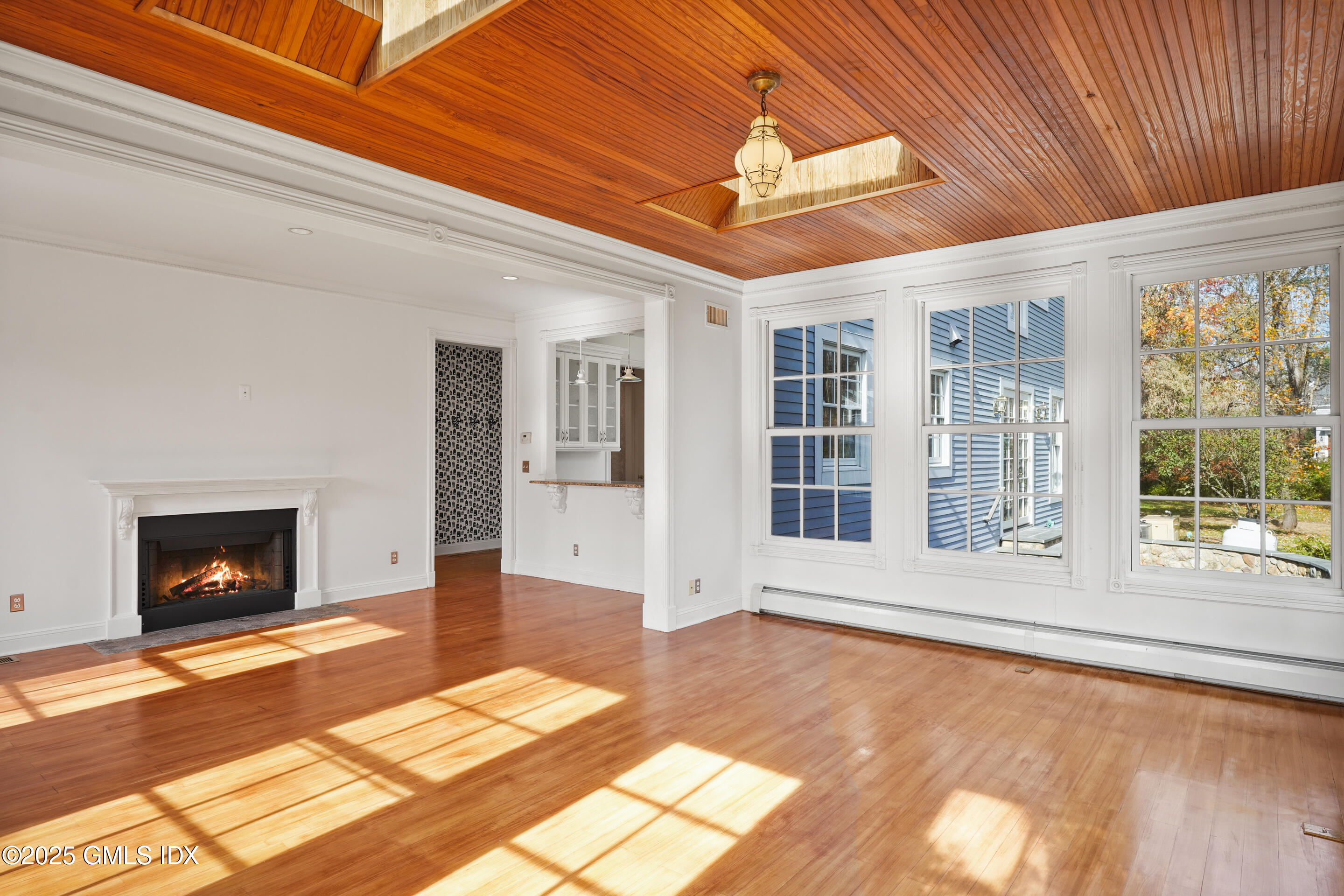 399 Stanwich Road Greenwich, CT 06830 - Photo 17 of 49 FAMILY ROOM