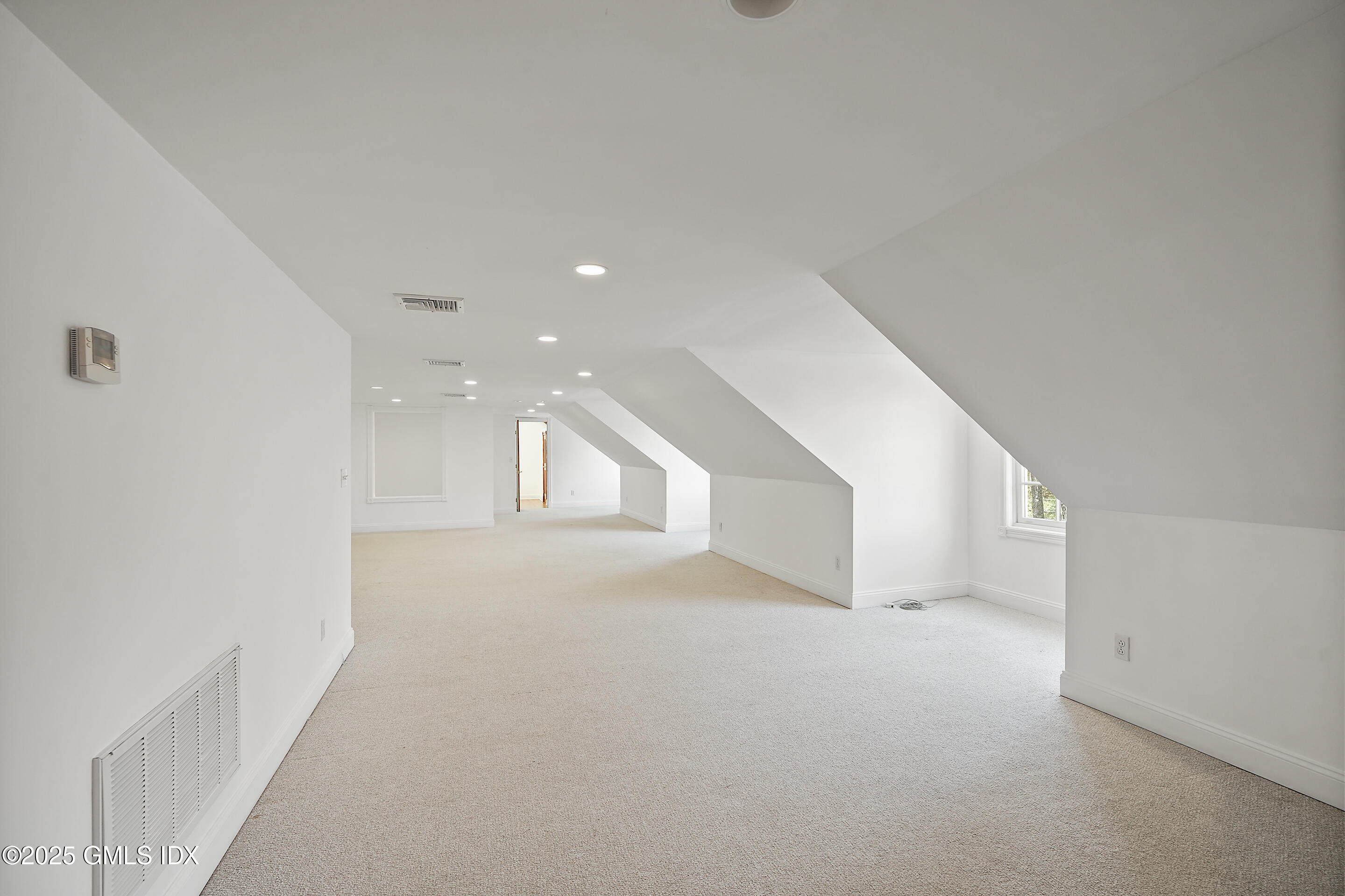 399 Stanwich Road Greenwich, CT 06830 - Photo 35 of 49 THIRD FLOOR PLAYROOM