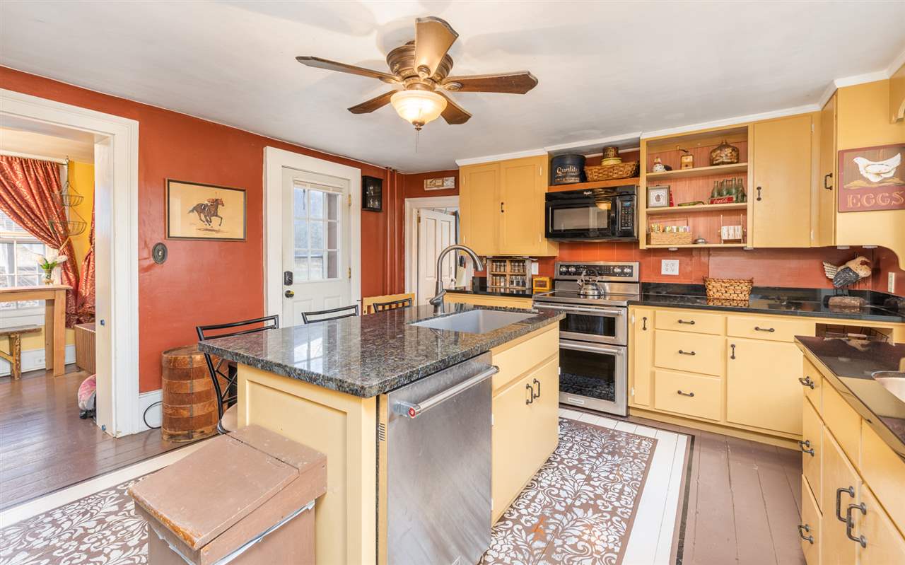153 Sugar Loaf Road Staunton, VA 24401 - Photo 12 of 50 Gallery Image 12