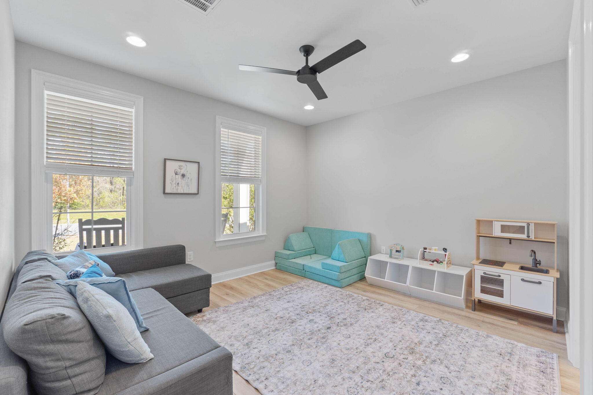 151 Raiders Trail Valparaiso, FL 32580 - Photo 17 of 32 Bedroom 1