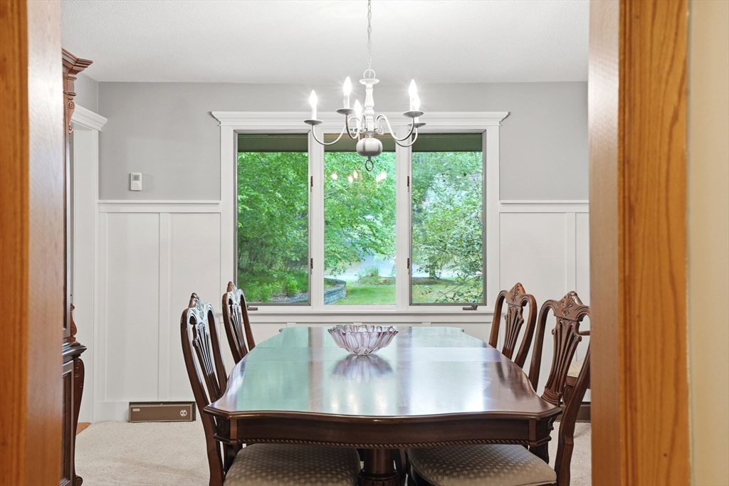 27 Bennett Road Rochester, MA 02770 - Photo 19 of 41