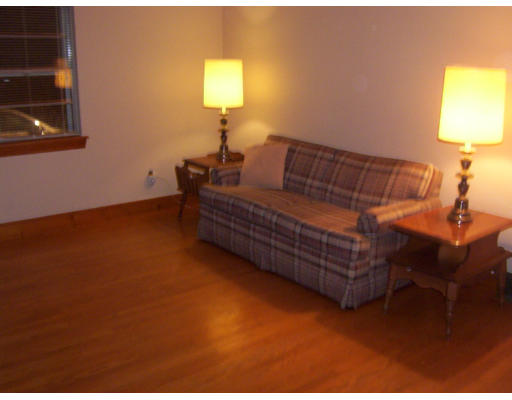 238 Foster Road Tewksbury, MA 01876 - Photo 6 of 14 Gallery Image 6