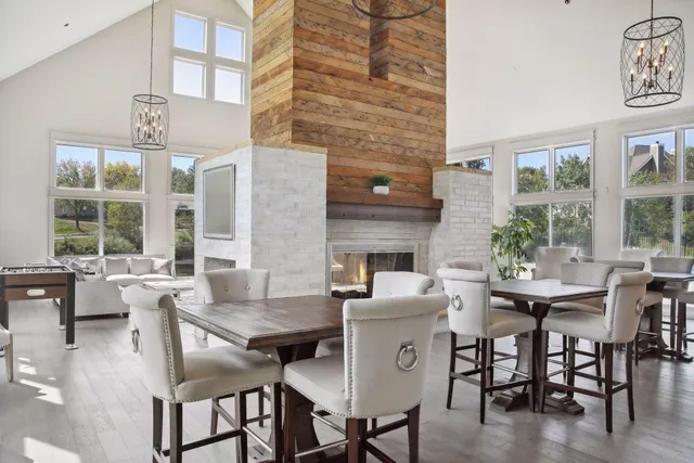 $190,000 | 5998 Chasewood Parkway, Unit 1, Minnetonka, MN 55343