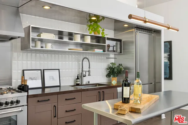 $1,125,000 | 4080 Glencoe Avenue, Unit 104, Marina del Rey, CA 90292