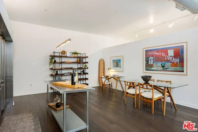 $1,125,000 | 4080 Glencoe Avenue, Unit 104, Marina del Rey, CA 90292